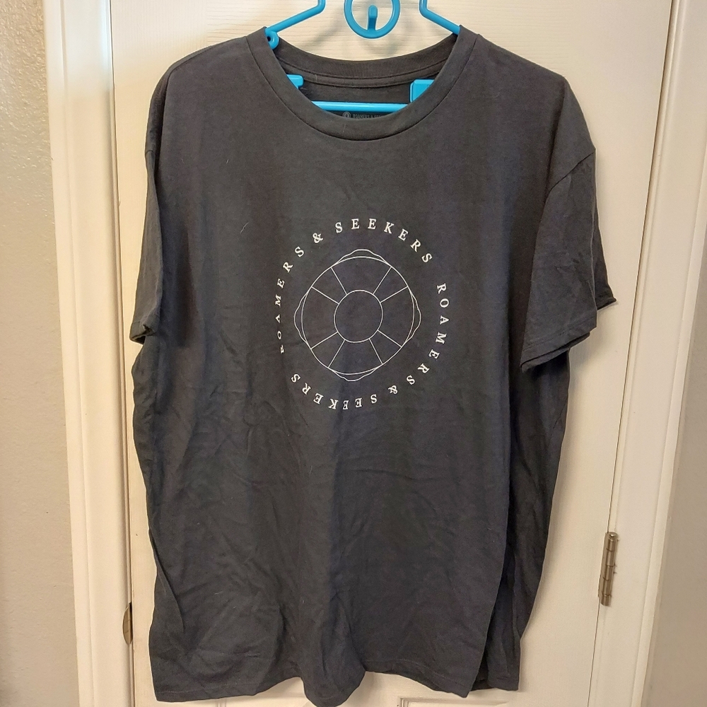 Roamers & seekers tshirt nwot